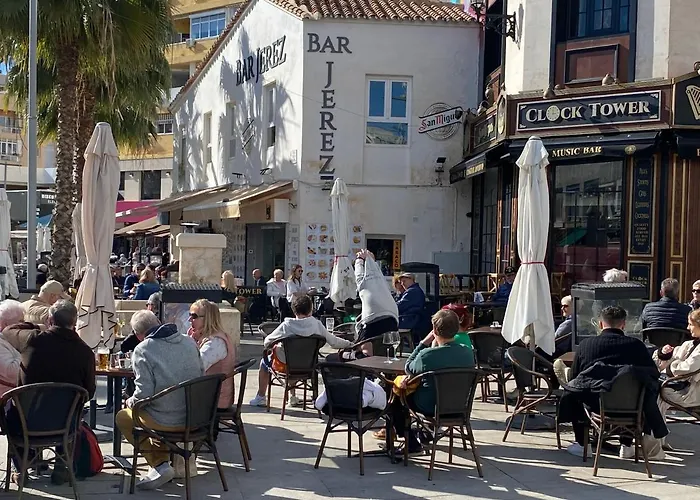 Appartamento Centro - Beautiful , Newly Renovated 2 Bedroom Torremolinos